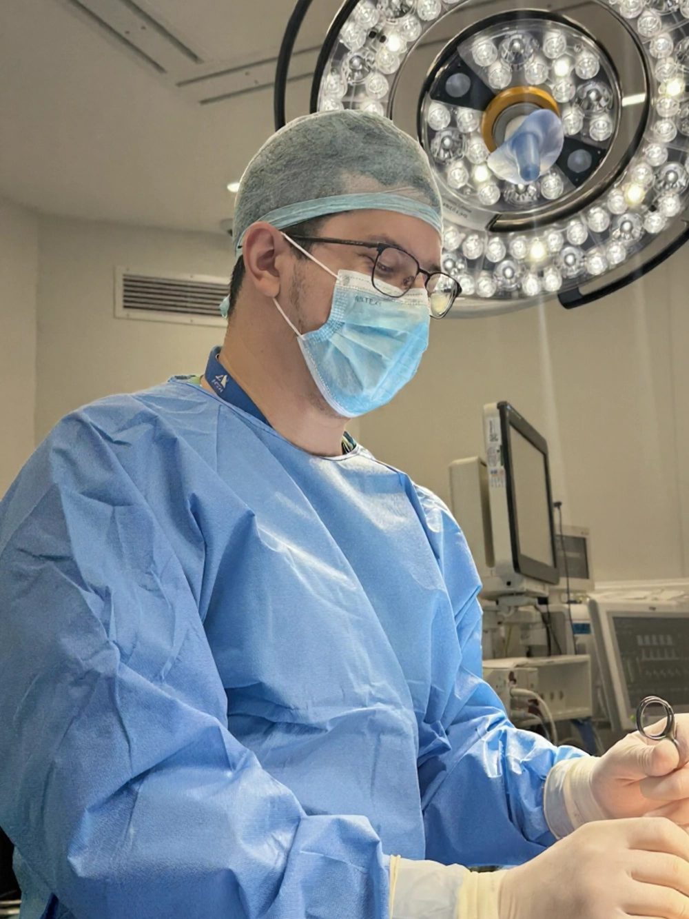 Ilustração cirurgia de fimose